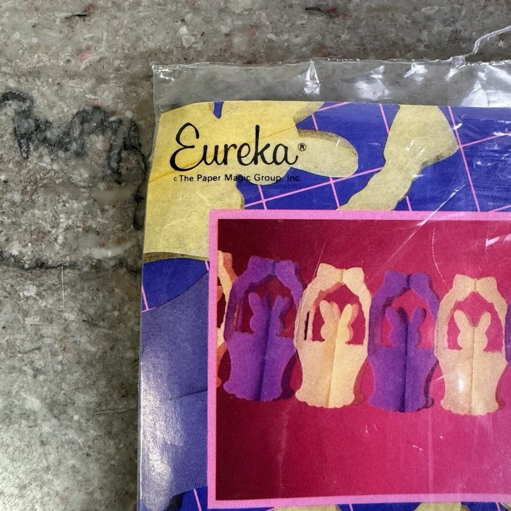 Vintage New 10ft Honeycomb Garland Easter Decoration Eureka Art Tissue NOS